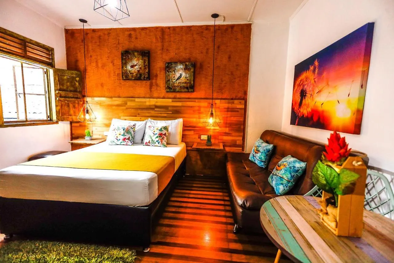 فندق The Garden Lleras 10 ميديلين