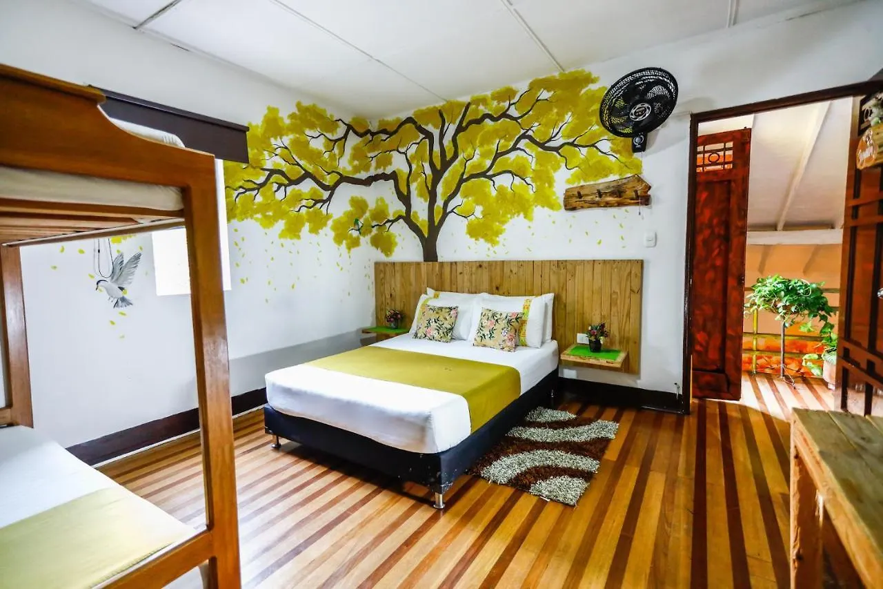 فندق The Garden Lleras 10 ميديلين 3*,  كولومبيا